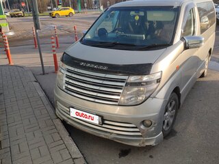 2002 Nissan Elgrand II (E51), серый, 700000 рублей, вид 1