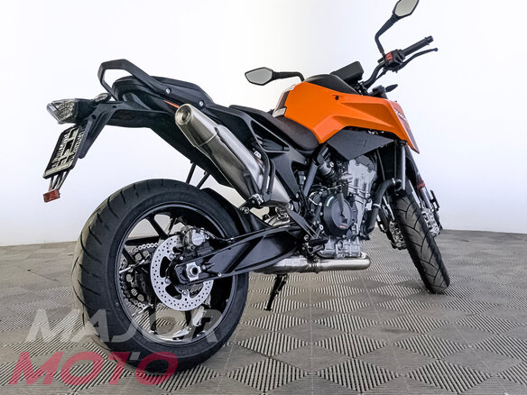 2026 KTM 790 Duke, оранжевый, 1150000 рублей - вид 7