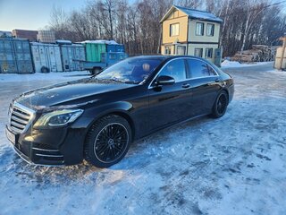 2017 Mercedes-Benz S-Класс 560 Long VI (W222, C217) Рестайлинг, чёрный, 6200000 рублей, вид 2