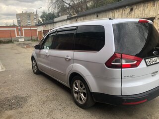 2014 Ford Galaxy II Рестайлинг, белый, 900000 рублей, вид 5