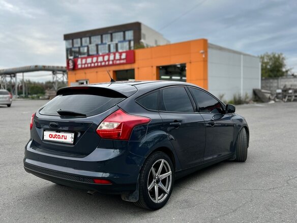 2011 Ford Focus III, серый, 850000 рублей - вид 9