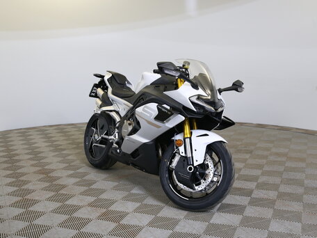 2026 CFMoto 750SR-S, белый, 924900 рублей, вид 2