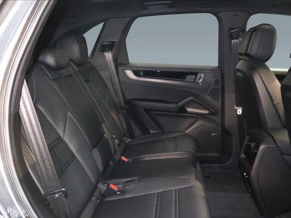 2025 Porsche Cayenne Coupé III Рестайлинг, серый - вид 34