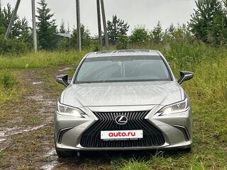 2018 Lexus ES 250 VII, серый, 3200000 рублей, вид 1