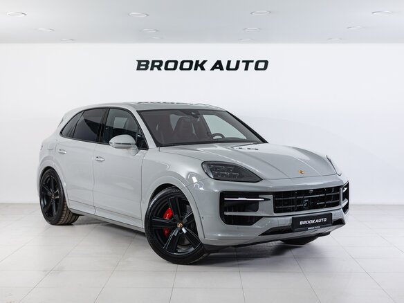 2026 Porsche Cayenne GTS III Рестайлинг, серый, 23690000 рублей - вид 2