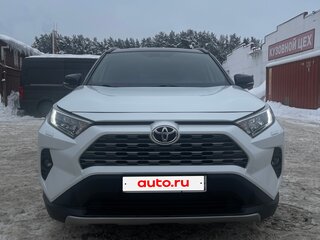 2019 Toyota RAV4 V (XA50), белый, 2650000 рублей, вид 3