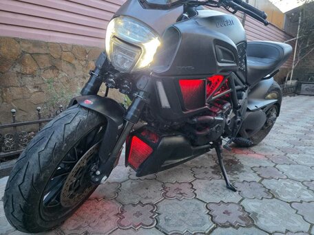 2014 Ducati Diavel, чёрный, 1000000 рублей, вид 1
