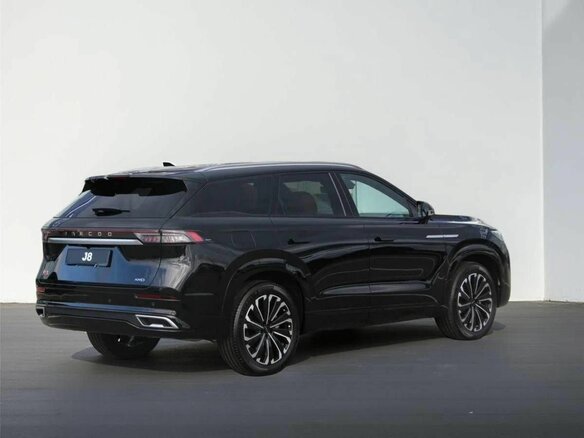 2025 Jaecoo J8, чёрный - вид 4