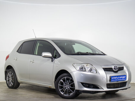 Toyota Auris I