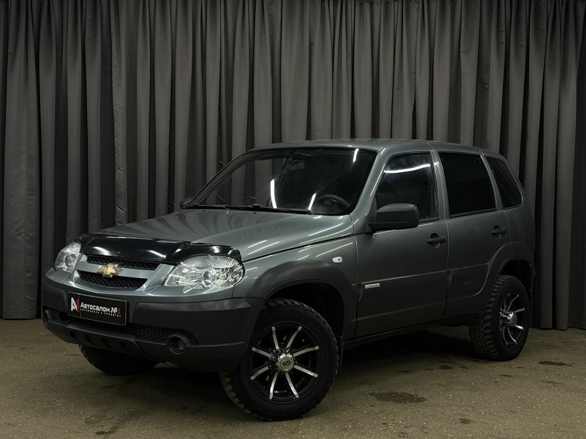 Открыть фотографии: Chevrolet Niva I Рестайлинг