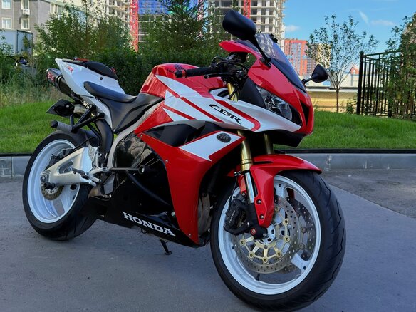 2012 Honda CBR 600RR, красный, 750000 рублей - вид 12