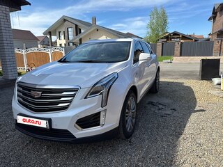 2017 Cadillac XT5 I, белый, 2900000 рублей, вид 4