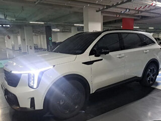 2026 Kia Sorento IV Рестайлинг, белый, 5500000 рублей, вид 2