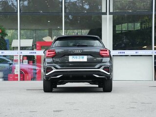 2026 Audi Q2 L 35 TFSI I Рестайлинг, серый, 3149000 рублей, вид 3