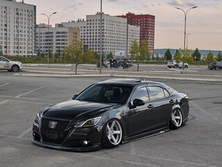 2014 Toyota Crown XIV (S210), чёрный, 2800000 рублей, вид 1
