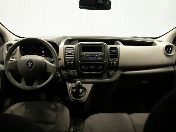 2015 Renault Trafic III, серебристый, 1895000 рублей - вид 19