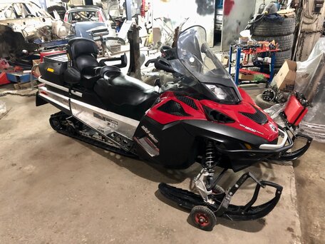 2011 BRP Ski-Doo Expedition SE 1200, красный, 1300000 рублей, вид 2