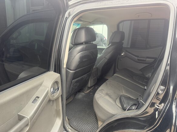 2015 Nissan Xterra II Рестайлинг, чёрный, 2400000 рублей - вид 8