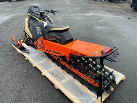 2024 Polaris 9R RMK Khaos Slash 155, бежевый, 2406207 рублей, вид 4