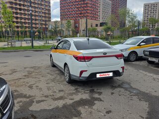 2019 Kia Rio IV, белый, 430000 рублей, вид 4