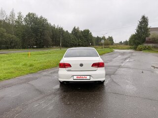 2011 Volkswagen Passat B7, белый, 690000 рублей, вид 4