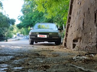 1990 Mazda 626 III (GD), серый, 75000 рублей, вид 4