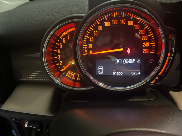 2017 Mini Hatch Cooper III (F55/F56), чёрный, 2500000 рублей - вид 22