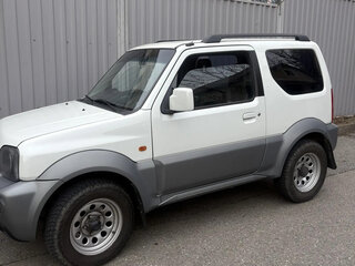 2011 Suzuki Jimny III Рестайлинг 1, белый, 1200000 рублей, вид 3