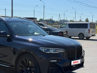 2022 BMW X7 40i I (G07), синий, 8200000 рублей, вид 3