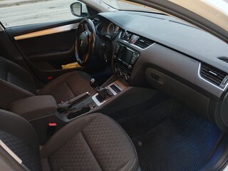 2016 Skoda Octavia III (A7), белый, 1450000 рублей, вид 5