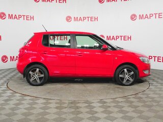 2013 Skoda Fabia II Рестайлинг, красный, 599000 рублей, вид 4