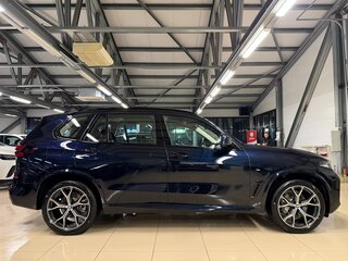 2025 BMW X5 Long 30Li IV (G05/G18) Рестайлинг, синий, 9799999 рублей, вид 5