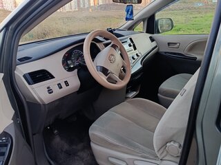 2011 Toyota Sienna III, зелёный, 2300000 рублей, вид 5