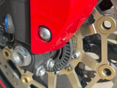 2020 Honda CBR 600RR, красный, 999000 рублей, вид 5