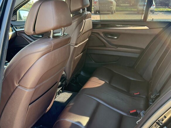 2016 BMW 5 серии 550i VI (F10/F11/F07) Рестайлинг, чёрный, 2699999 рублей - вид 19