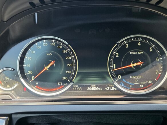 2013 BMW 7 серии Long 750Li xDrive V (F01/F02/F04) Рестайлинг, чёрный, 1400000 рублей - вид 8