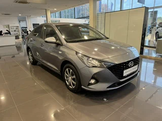 2020 Hyundai Solaris II Рестайлинг, серый, 1369000 рублей, вид 3