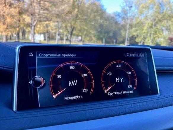 2017 BMW X6 M50d II (F16), белый, 3200000 рублей - вид 9