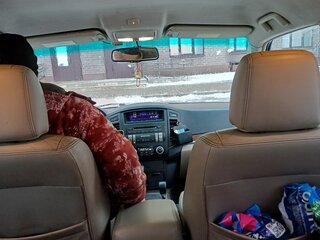 2007 Mitsubishi Pajero IV, бежевый, 1400000 рублей, вид 4