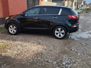 2010 Kia Sportage III, чёрный, 970000 рублей, вид 3