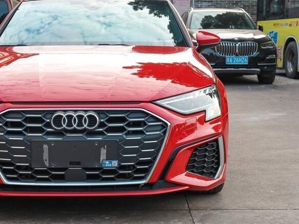 2021 Audi A3 Sportback 35 TFSI IV (8Y), красный, 1775000 рублей - вид 19