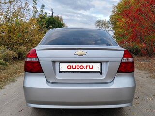 2008 Chevrolet Aveo I Рестайлинг, серебристый, 395000 рублей, вид 3