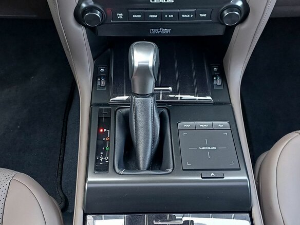 2022 Lexus GX 460 II Рестайлинг 2, серый - вид 14
