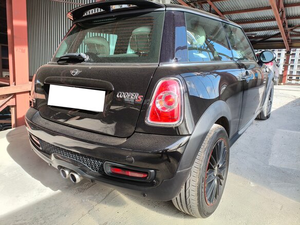 2013 Mini Hatch Cooper S II (R56) Рестайлинг, чёрный, 1250000 рублей - вид 8