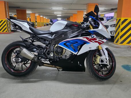 2018 BMW S 1000 RR, белый, 1100000 рублей, вид 1