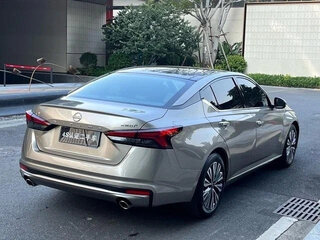 2022 Nissan Altima VI (L34) Рестайлинг, серый, 1550000 рублей, вид 4