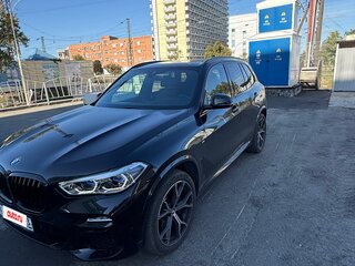2021 BMW X5 30d IV (G05/G18), чёрный, 9550000 рублей, вид 1