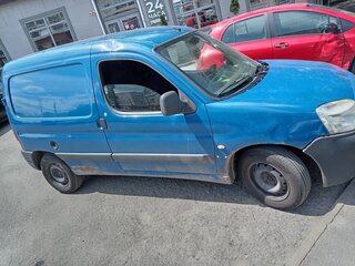2010 Peugeot Partner I Рестайлинг, синий, 250000 рублей, вид 2