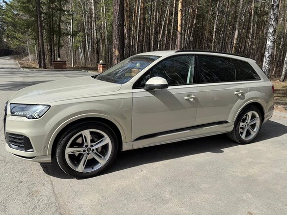 2020 Audi Q7 45 TDI II (4M) Рестайлинг, бежевый, 8750000 рублей