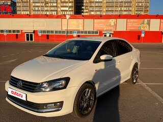 2019 Volkswagen Polo V Рестайлинг, белый, 1130000 рублей, вид 1